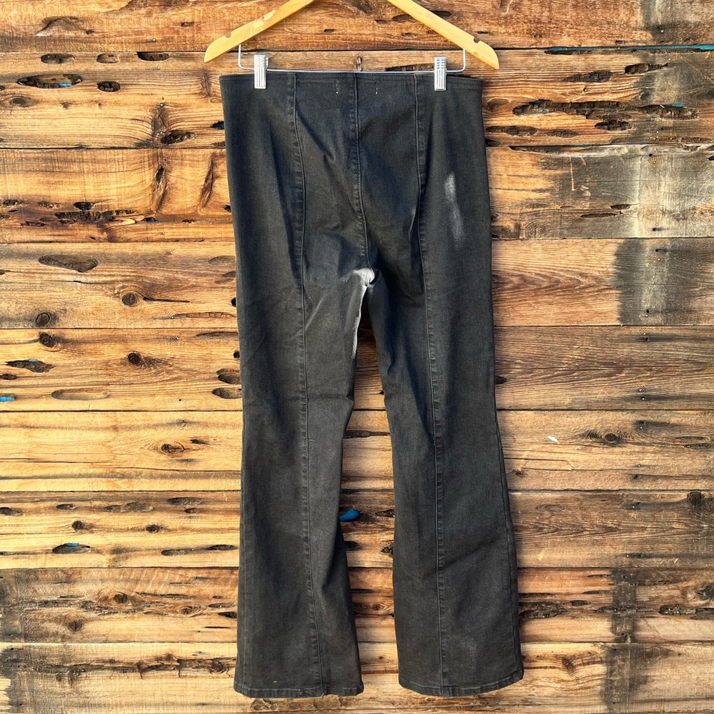 FREE PEOPLE | We The Free Black Flared Pants 30 - Picture 5 of 5